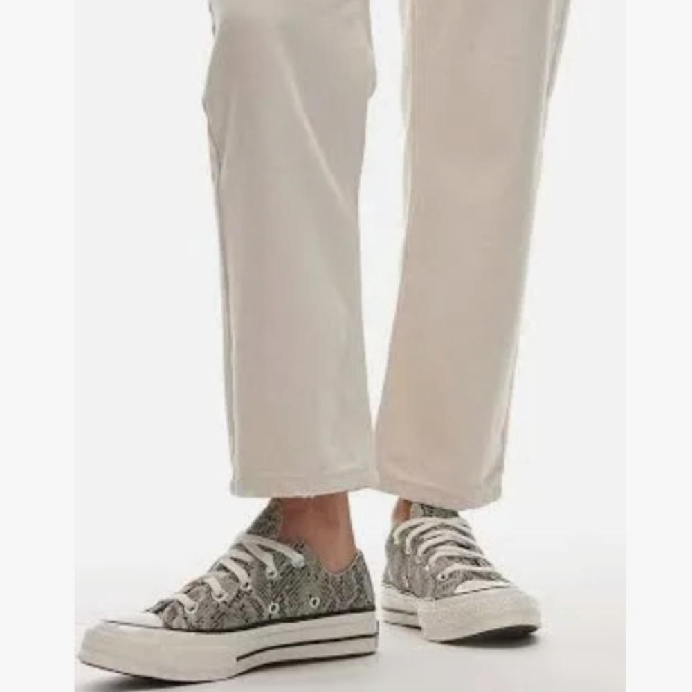 All Star Converse  Snake Python Leather Low Fashion Sneakwrs Unisex Size  5  / 7